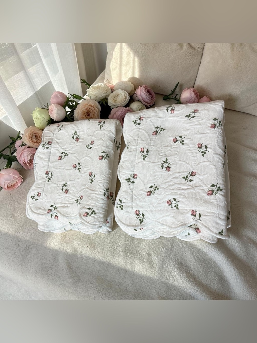2 Colchas Domingo Matelasse Quilted Pillow Shams King Pink Roses Ivory Scalloped
